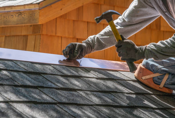 Best Emergency Roof Repair Services  in Kealakekua, HI